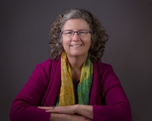 Do you know Cindy Grisdela,art quilter?